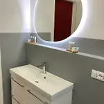 Affittacamere Ombra Del Gigante Suites Bologna