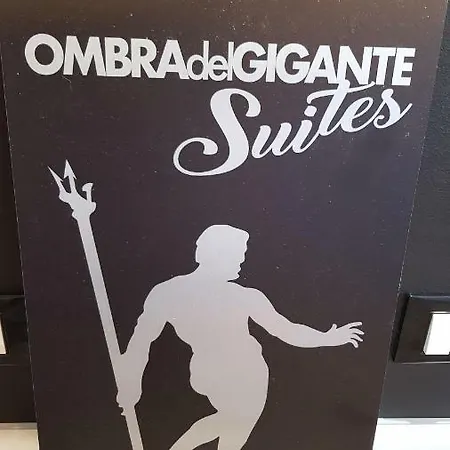 Ombra Del Gigante Suites Μπολόνια
