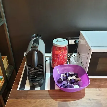Ombra Del Gigante Suites * Boloňa