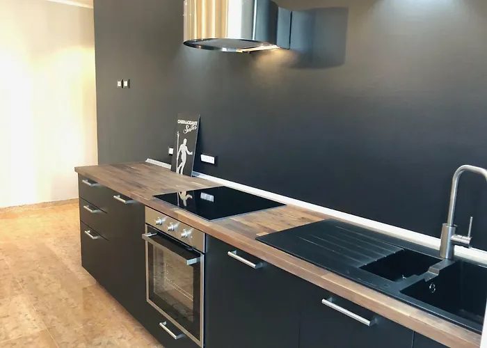 Ombra Del Gigante Suites