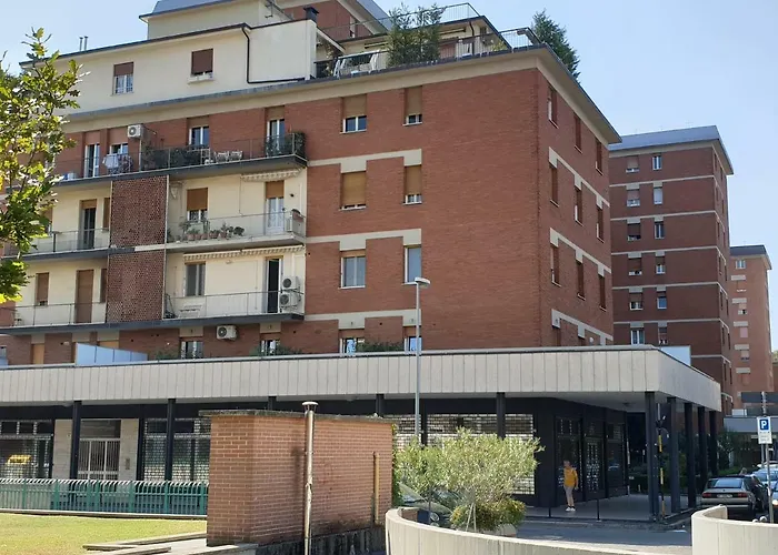 Ombra Del Gigante Suites Μπολόνια