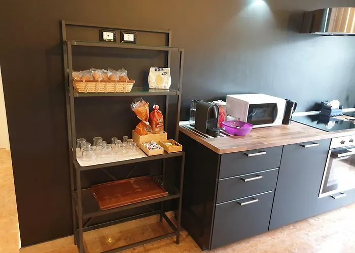 Ombra Del Gigante Suites 게스트하우스 *